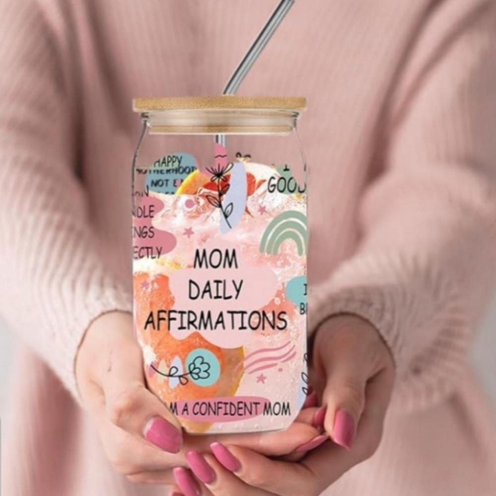 "Mom Daily Affirmation" Glass Jar with Bamboo Lid and Affirmations - Picture 4 of 4